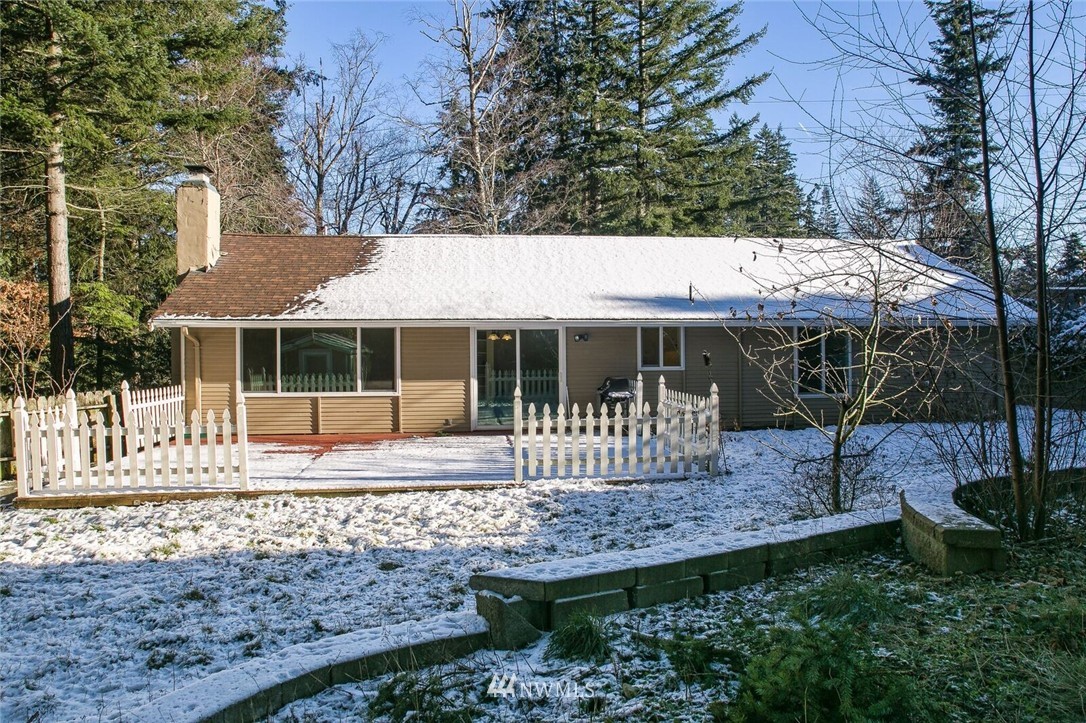 2549 Yew Street Road Bellingham, WA 98229 - Photo 3 of 17 Gallery Image 3
