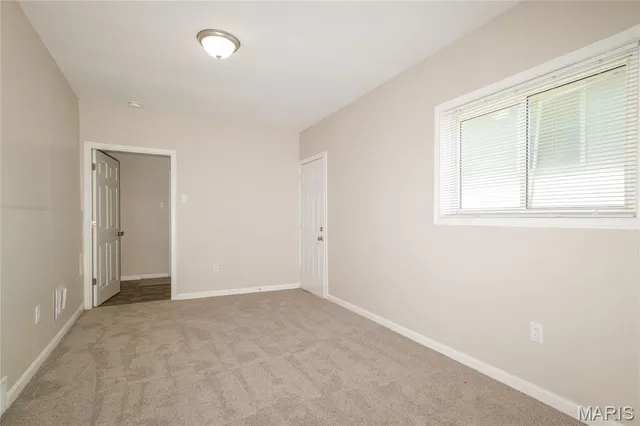 $1,210 | 10117 Crown Point Drive, St. Louis, MO 63136