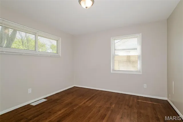 $1,210 | 10117 Crown Point Drive, St. Louis, MO 63136