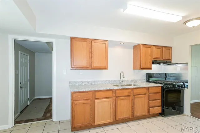 $1,210 | 10117 Crown Point Drive, St. Louis, MO 63136