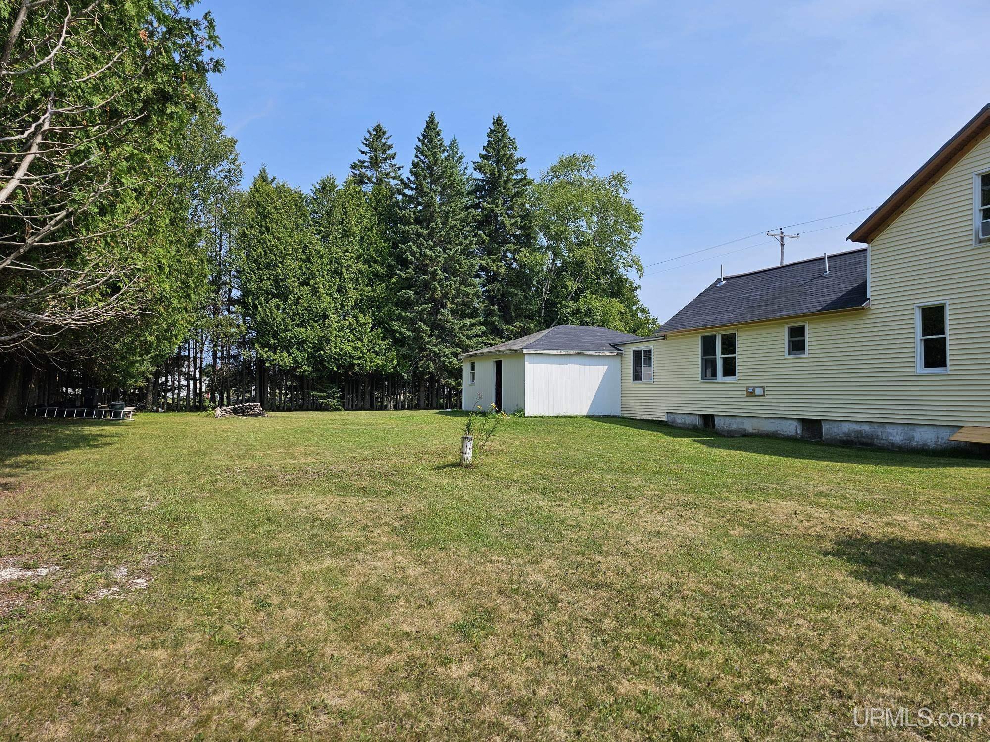 1121 North Co Road Gulliver, MI 49840 - Photo 26 of 37