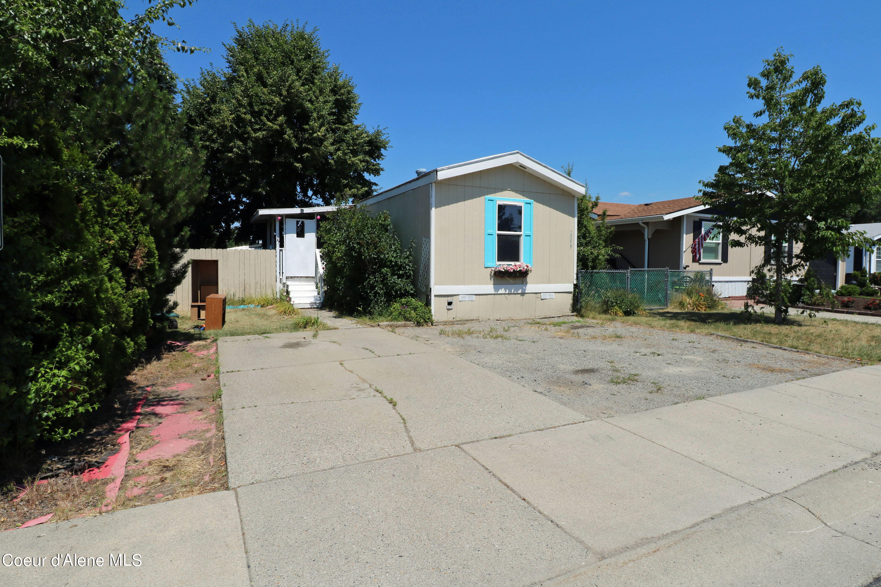 2099 West Plymouth Cir