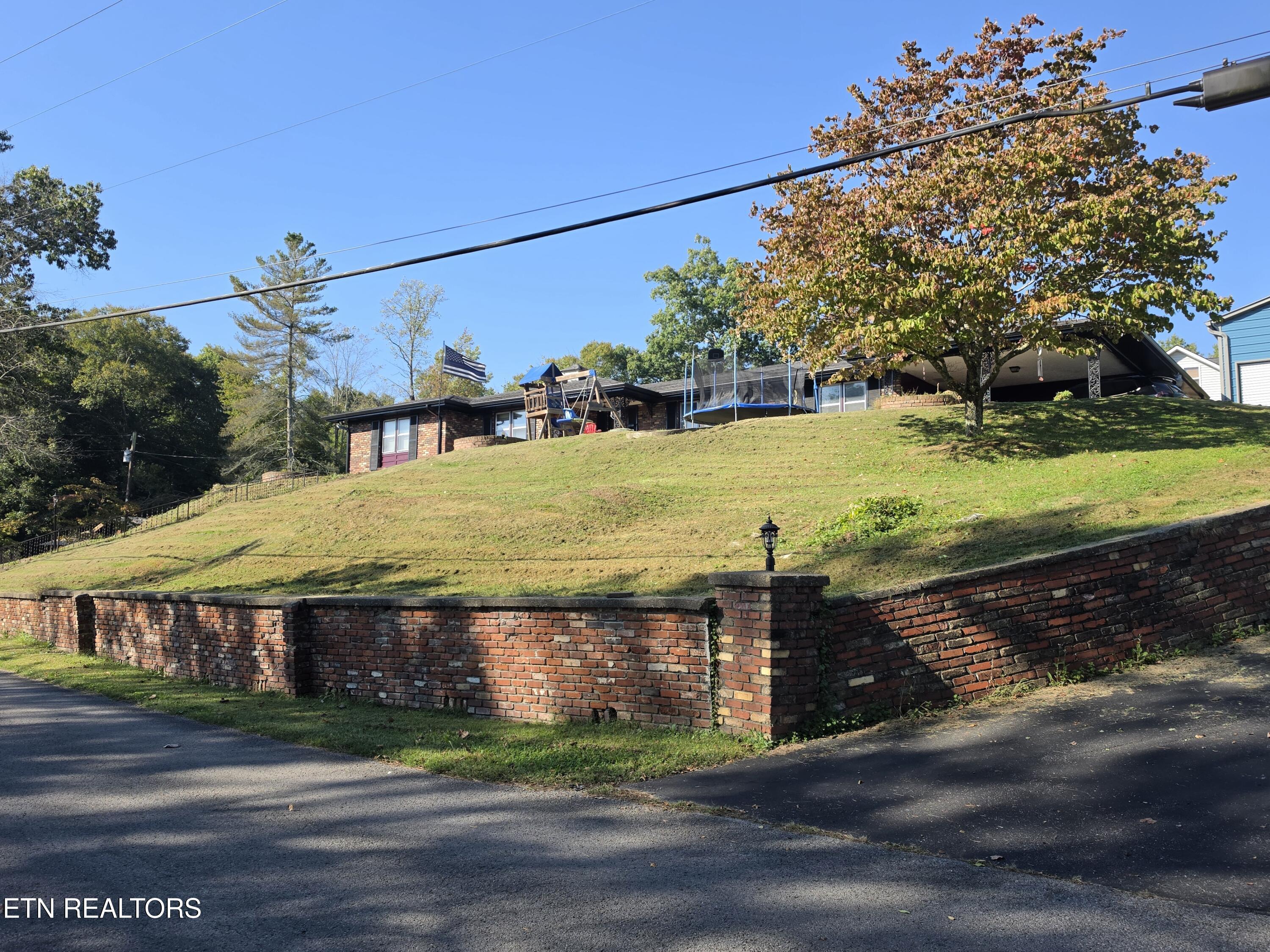 103 Sherwood Road Middlesboro, KY 40965 - Photo 27 of 32 20812
