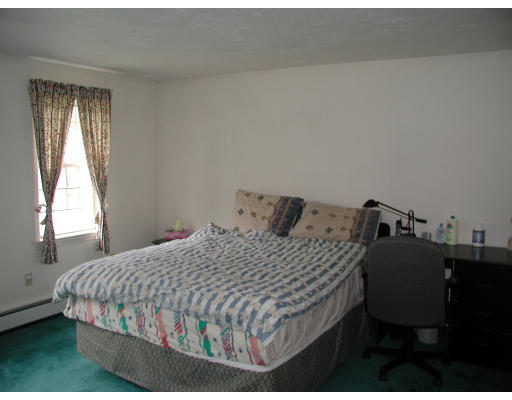 113 Lawton Road Shirley, MA 01464 - Photo 11 of 13 Gallery Image 11