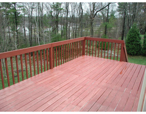 113 Lawton Road Shirley, MA 01464 - Photo 13 of 13 Gallery Image 13