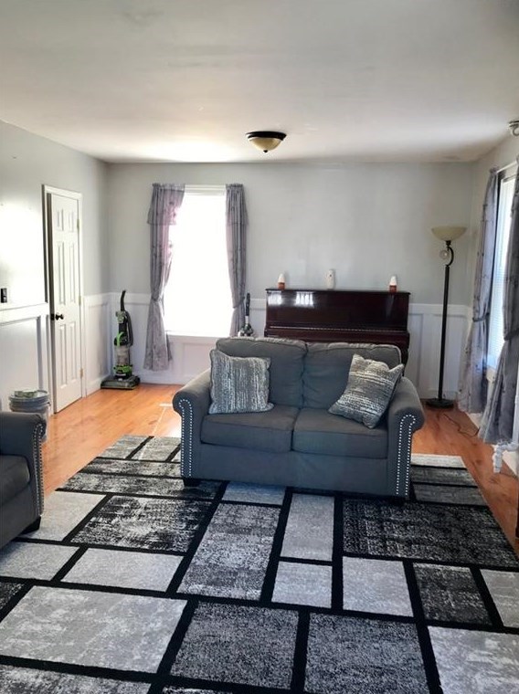 36 Crawford Street Woonsocket, RI 02895 - Photo 11 of 35