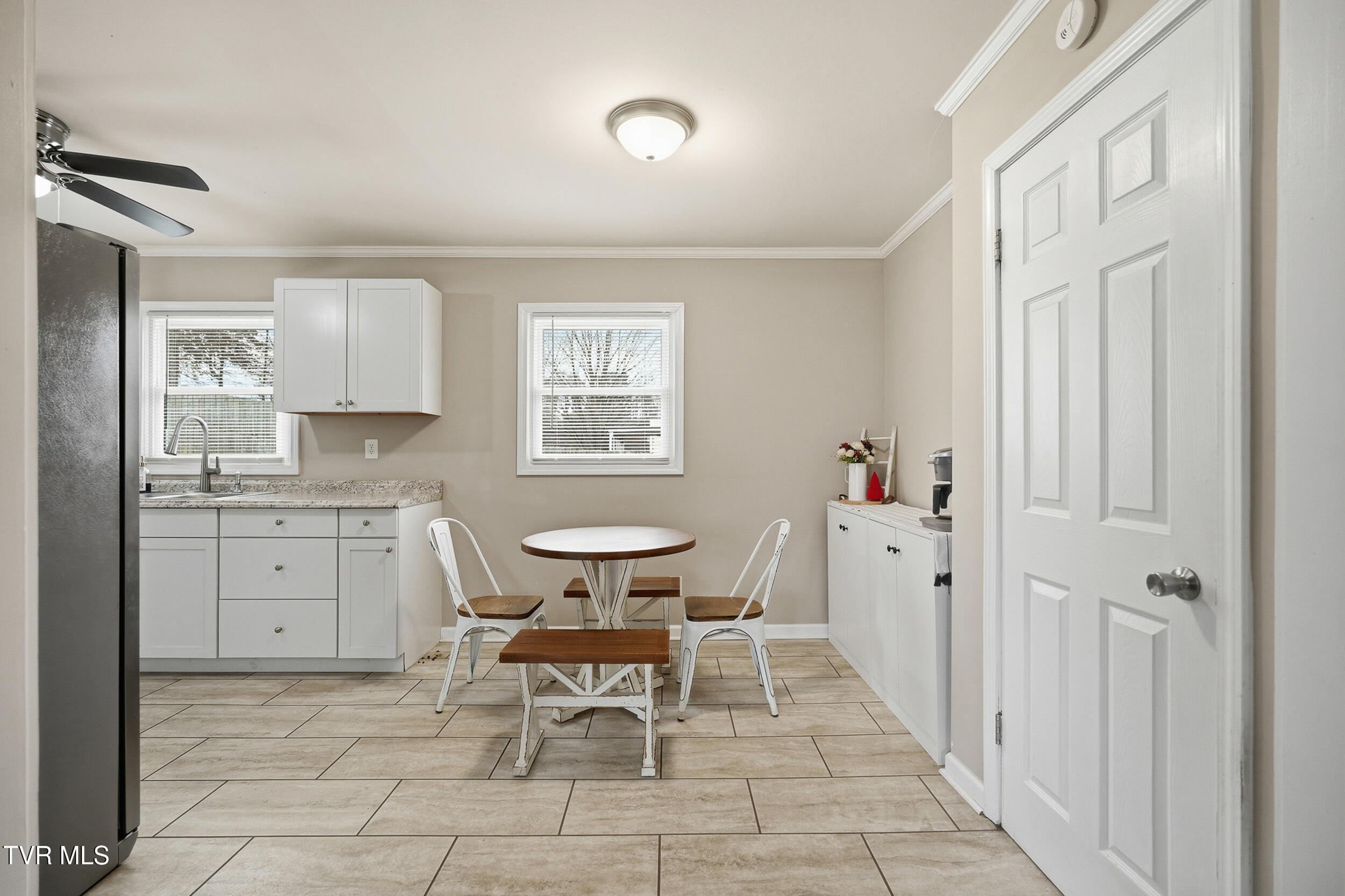 119 Dakota Road Bristol, VA 24201 - Photo 17 of 32 9_10_dsc06011