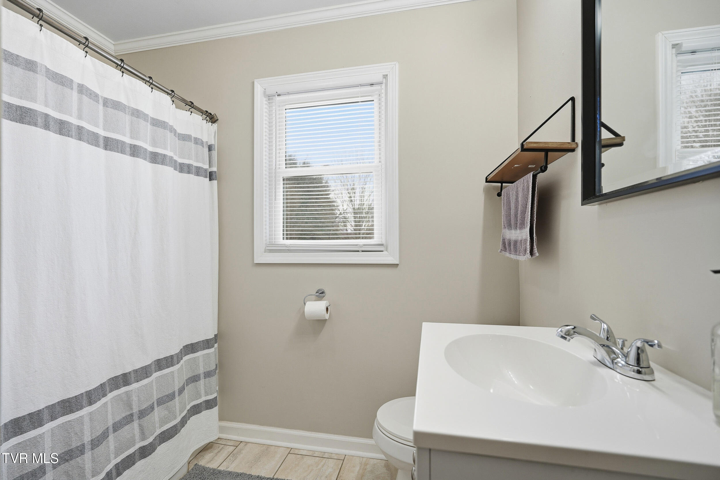 119 Dakota Road Bristol, VA 24201 - Photo 28 of 32 16_17_dsc06041