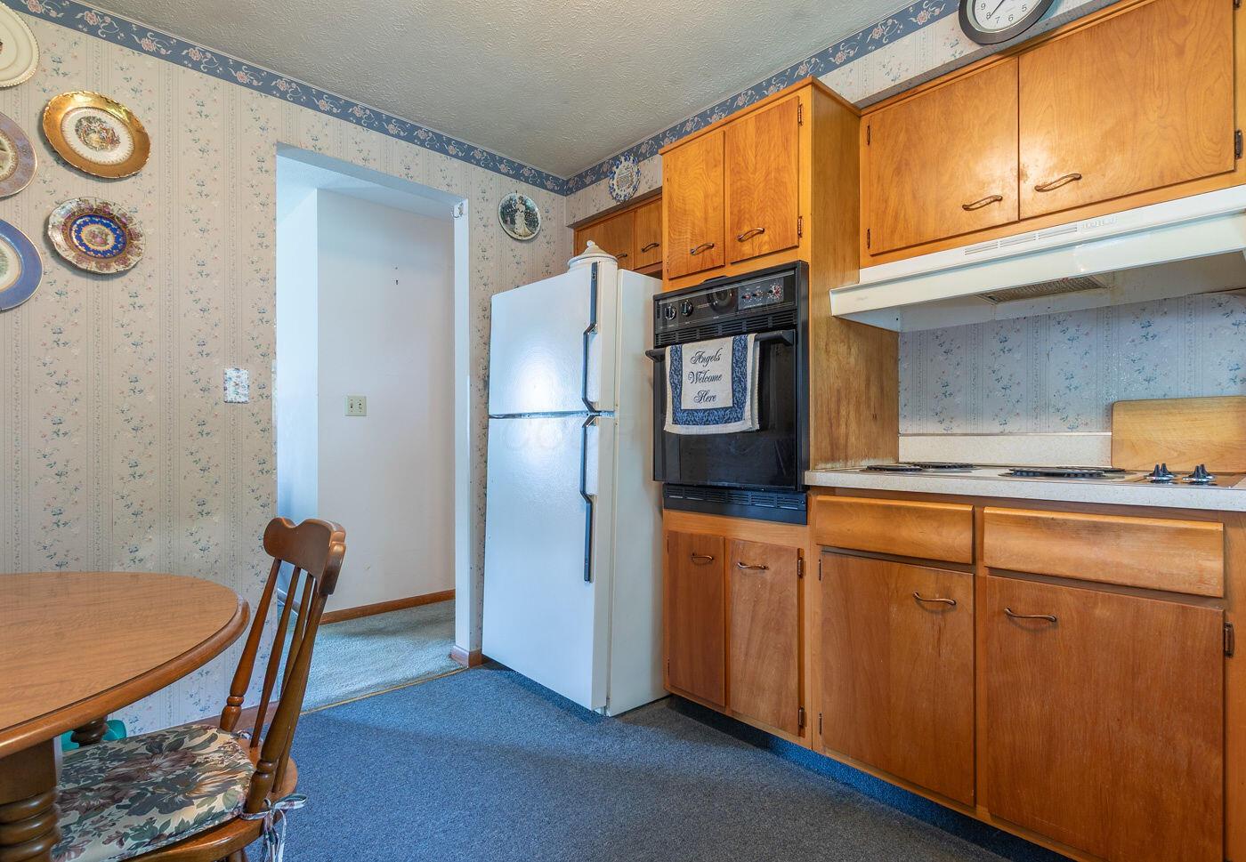 3547 Noe Bixby Road Columbus, OH 43232 - Photo 12 of 27 11