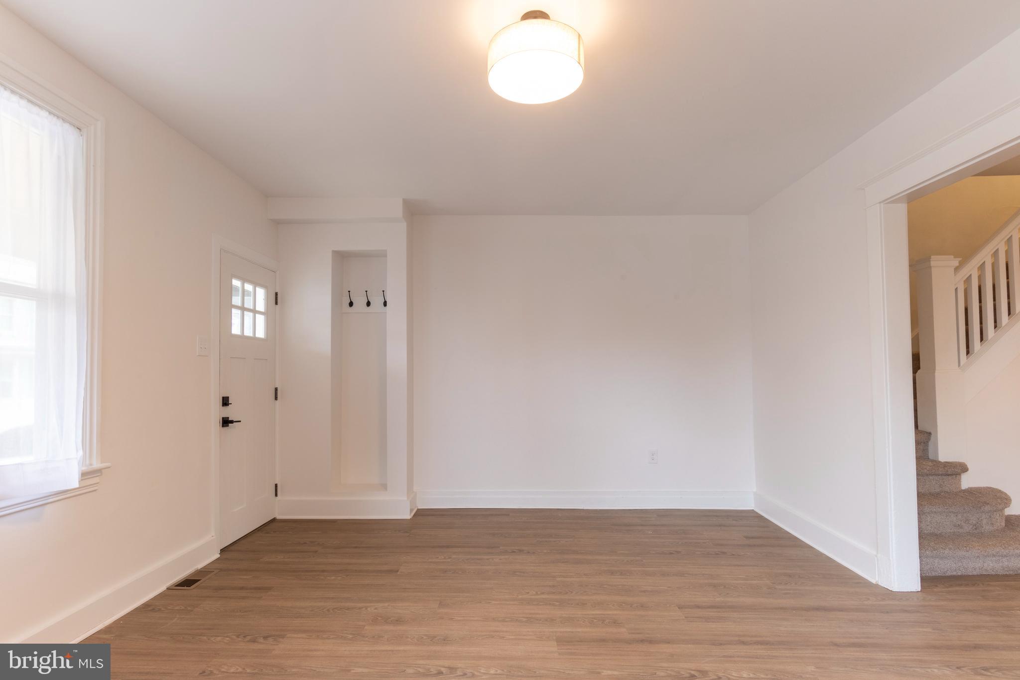 711 Guilford Street Lebanon, PA 17046 - Photo 3 of 31