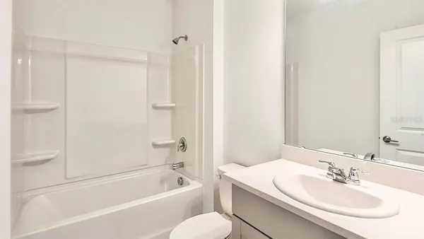 $2,595 | 4244 Alice Street, Edgewater, FL 32141