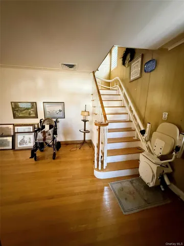 $725,000 | 32 Manor Road, Lynbrook, NY 11563