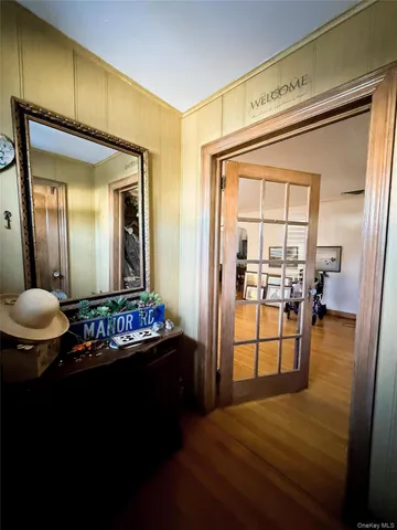 $725,000 | 32 Manor Road, Lynbrook, NY 11563