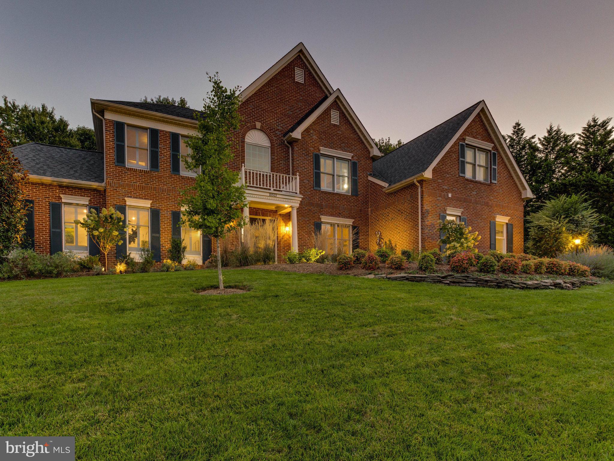 10513 Dunn Meadow Road Vienna, VA 22182 - Photo 2 of 30 Exterior (Front)