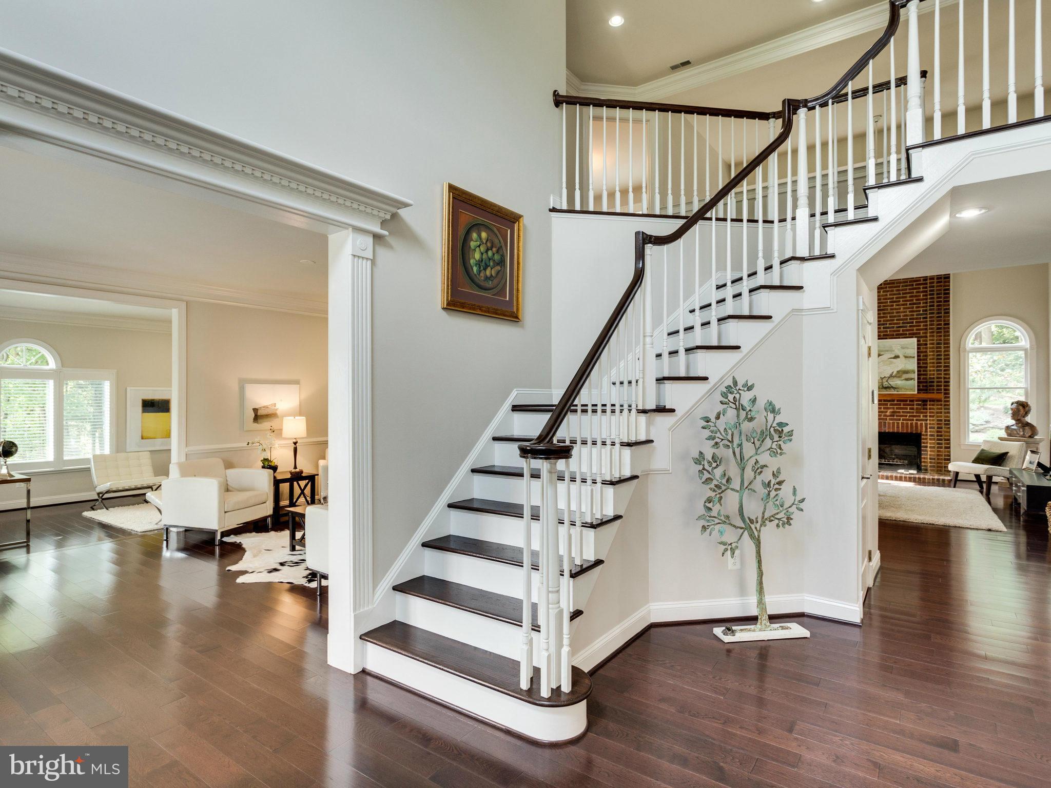 10513 Dunn Meadow Road Vienna, VA 22182 - Photo 5 of 30 Interior (General)