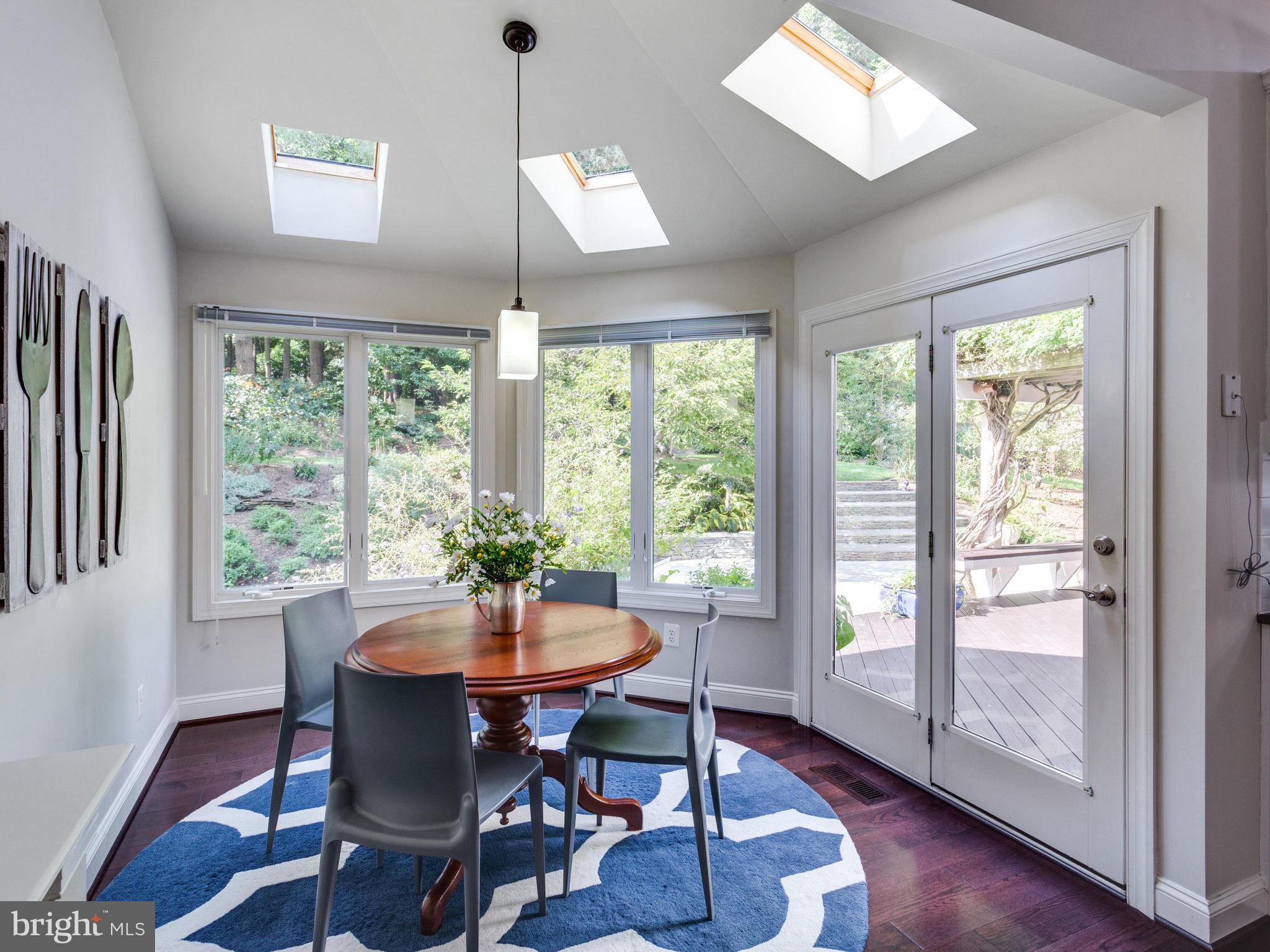 10513 Dunn Meadow Road Vienna, VA 22182 - Photo 10 of 30 Interior (General)