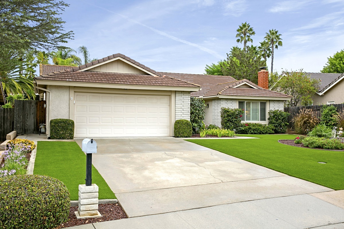 12818 Rios Road Poway, CA 92064 - Photo 3 of 25