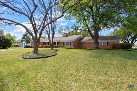 $414,900 | 2010 North Beal Street, Belton, TX 76513