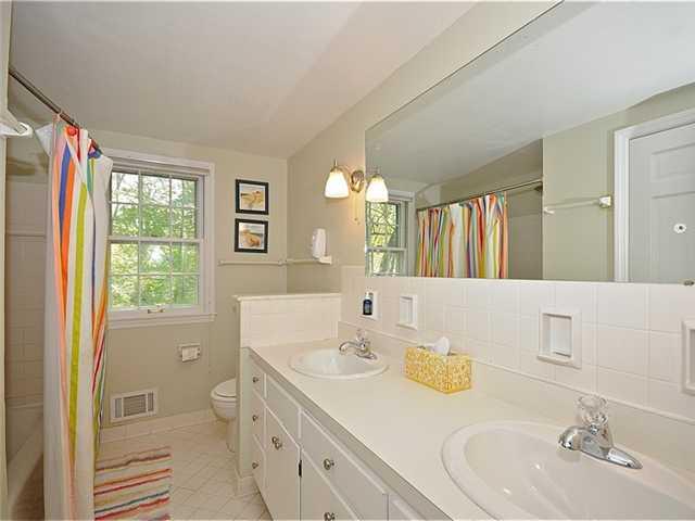 7575 Spring Mill Road Indianapolis, IN 46260 - Photo 15 of 24 Gallery Image 15