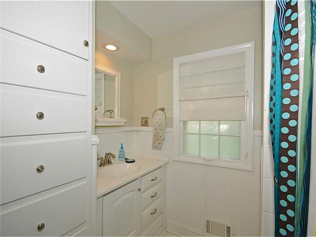 7575 Spring Mill Road Indianapolis, IN 46260 - Photo 17 of 24 Gallery Image 17