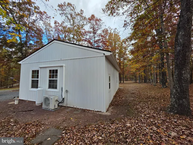 $289,000 | 200 Ponds Court, Berkeley Springs, WV 25411