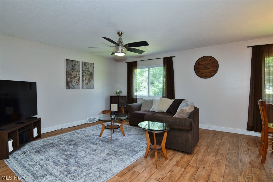 5454 Barton Road North Olmsted, OH 44070 - Photo 5 of 31