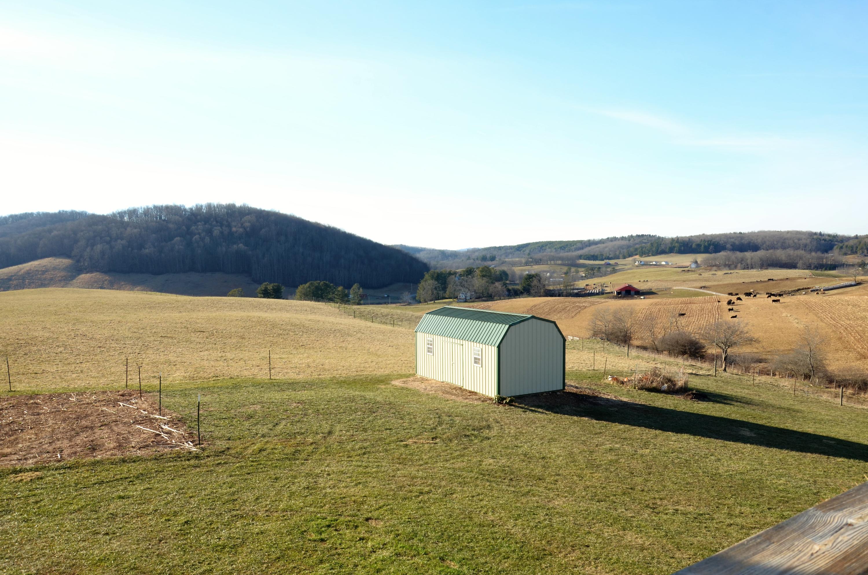 657 Poor Farm Road Southeast Floyd, VA 24091 - Photo 12 of 40 a view of ocean view and mountain