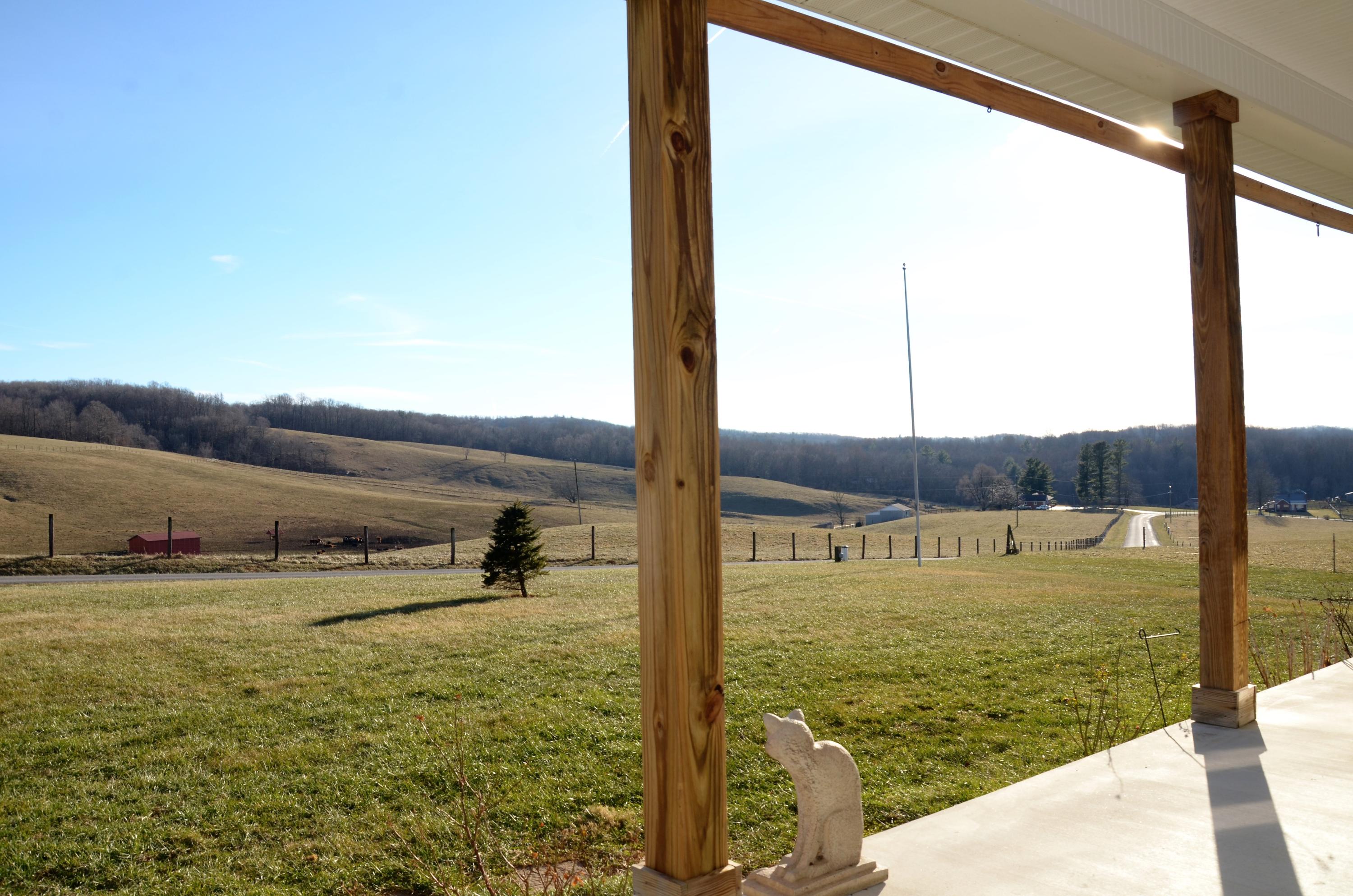 657 Poor Farm Road Southeast Floyd, VA 24091 - Photo 9 of 40 a view of a ocean view