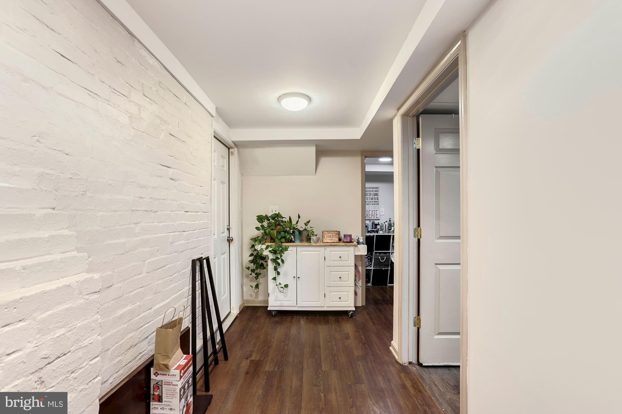 535 Cedar Street Northwest Washington, DC 20012 - Photo 23 of 62