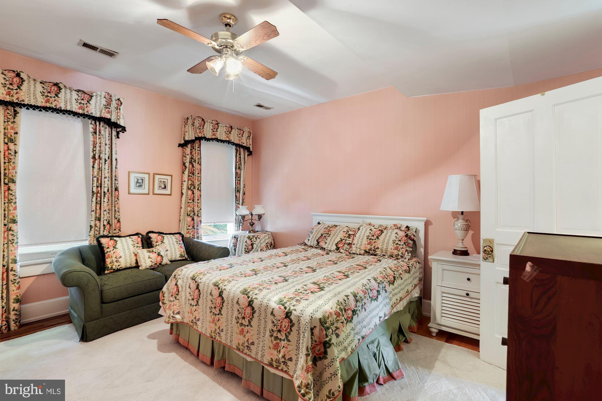 535 Cedar Street Northwest Washington, DC 20012 - Photo 36 of 62