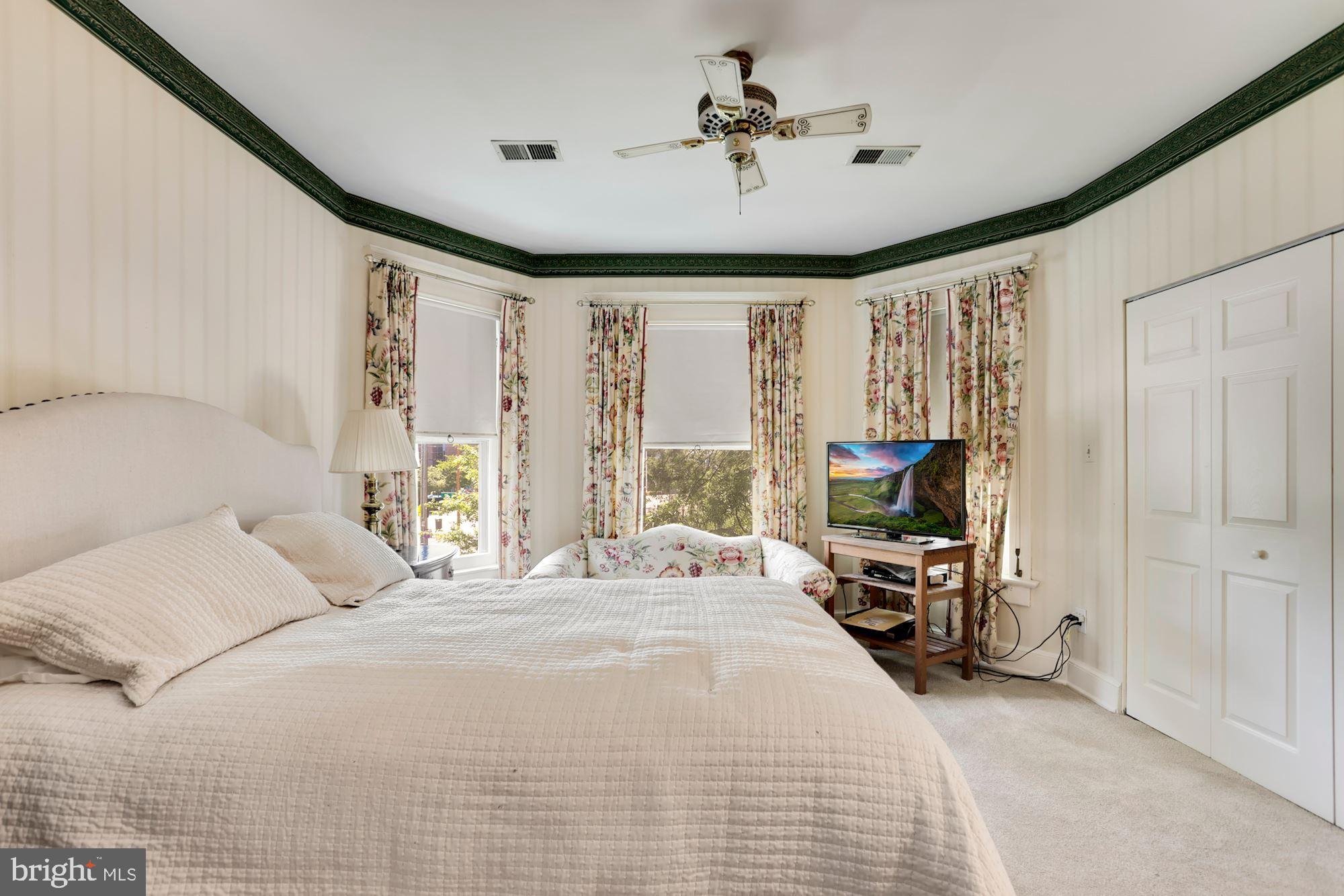 535 Cedar Street Northwest Washington, DC 20012 - Photo 37 of 62