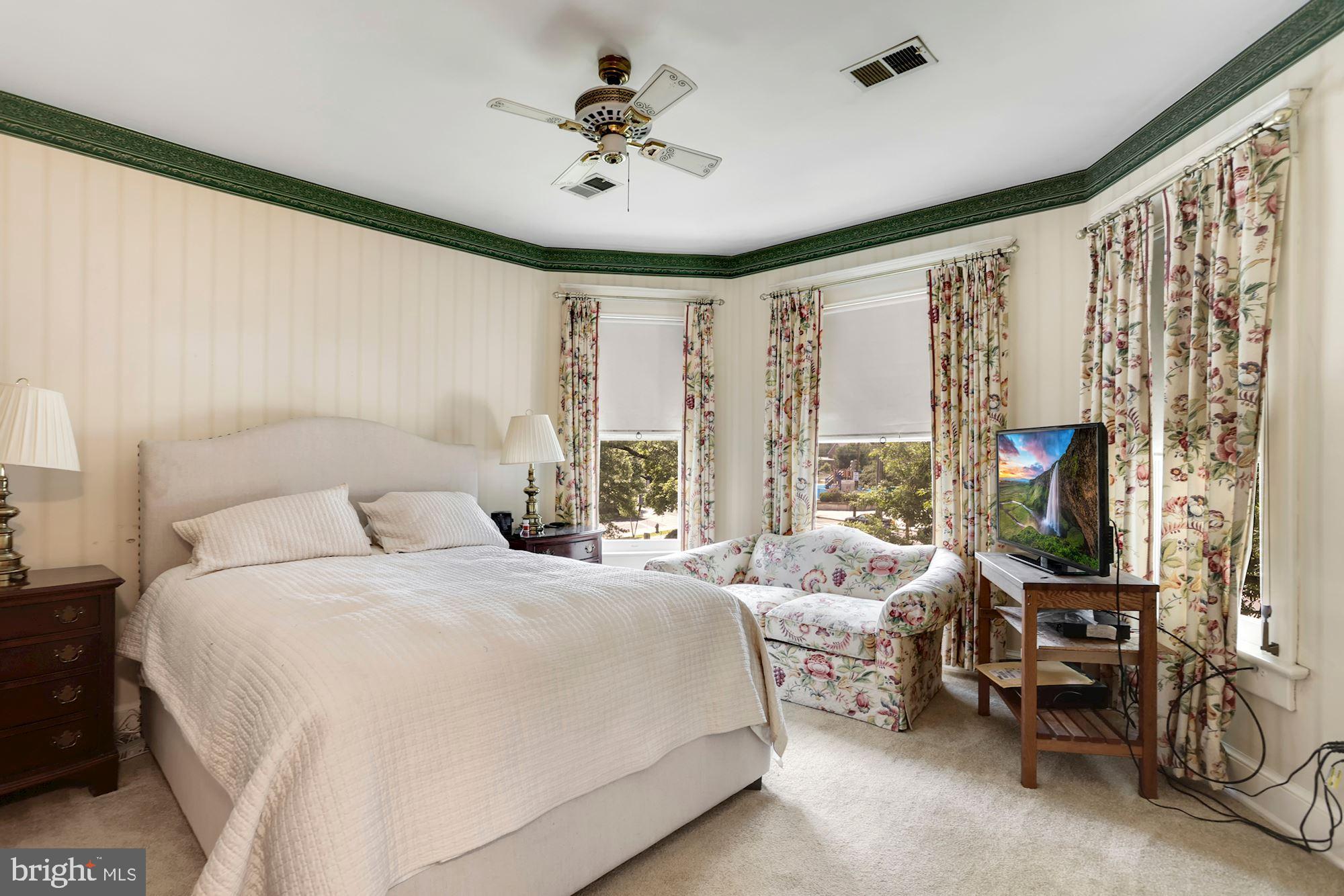 535 Cedar Street Northwest Washington, DC 20012 - Photo 38 of 62