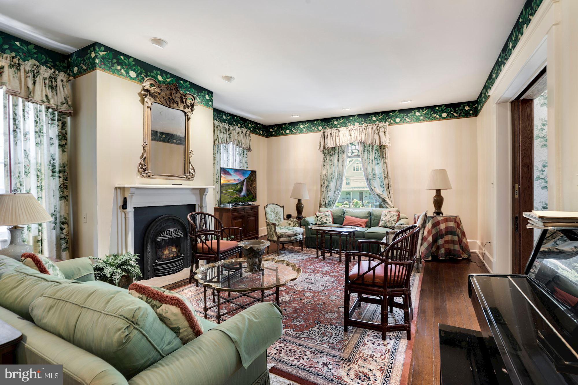 535 Cedar Street Northwest Washington, DC 20012 - Photo 8 of 62