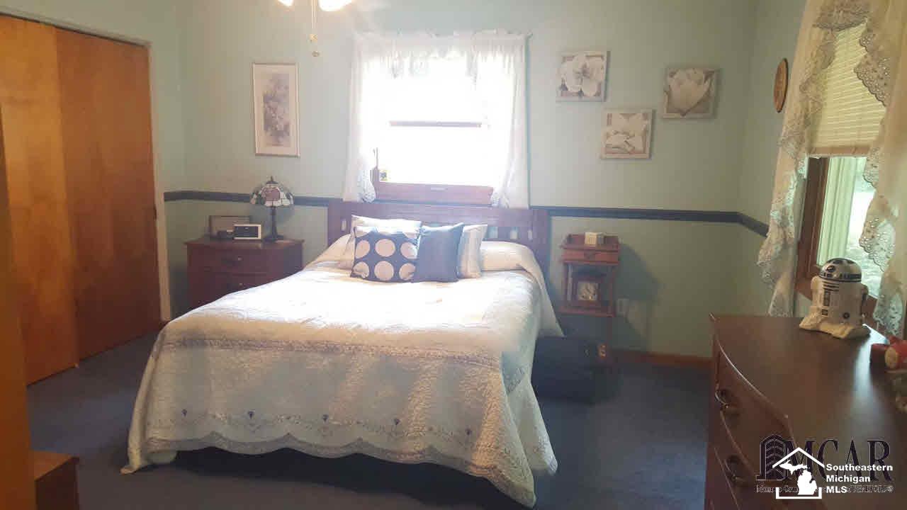 2760 West Erie Road Temperance, MI 48182 - Photo 15 of 34 Master Bedroom
