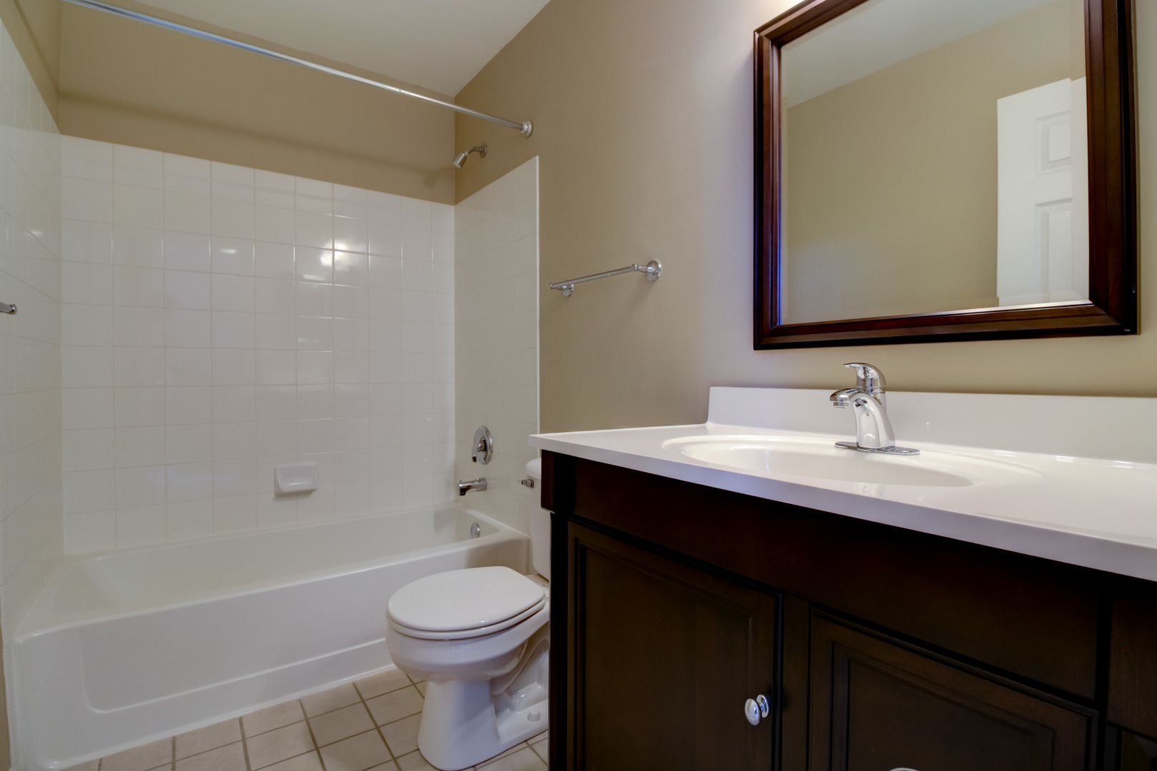 2438 Golf Ridge Circle Naperville, IL 60563 - Photo 13 of 17