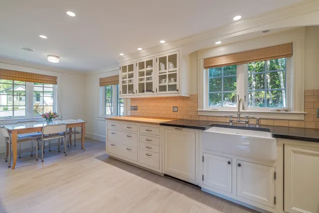 $4,500,000 | 492 Parker Point Road, Blue Hill, ME 04614