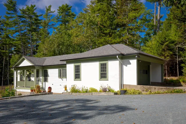 $4,500,000 | 492 Parker Point Road, Blue Hill, ME 04614