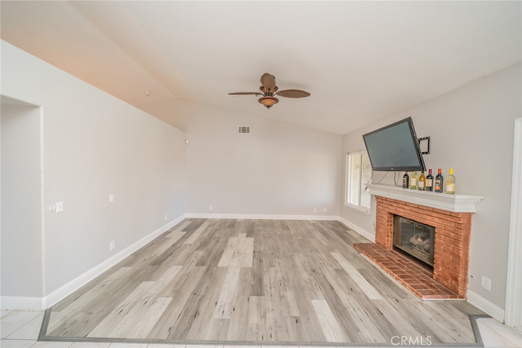 6744 Mission Grove Parkway North Riverside, CA 92506 - Photo 12 of 53