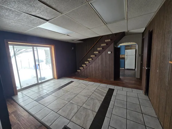 $184,900 | 10108 37 1/2 Road, Cadillac, MI 49601