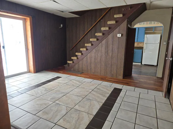 $184,900 | 10108 37 1/2 Road, Cadillac, MI 49601