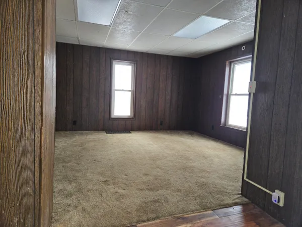 $184,900 | 10108 37 1/2 Road, Cadillac, MI 49601