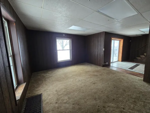 $184,900 | 10108 37 1/2 Road, Cadillac, MI 49601