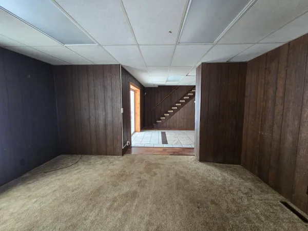 $184,900 | 10108 37 1/2 Road, Cadillac, MI 49601