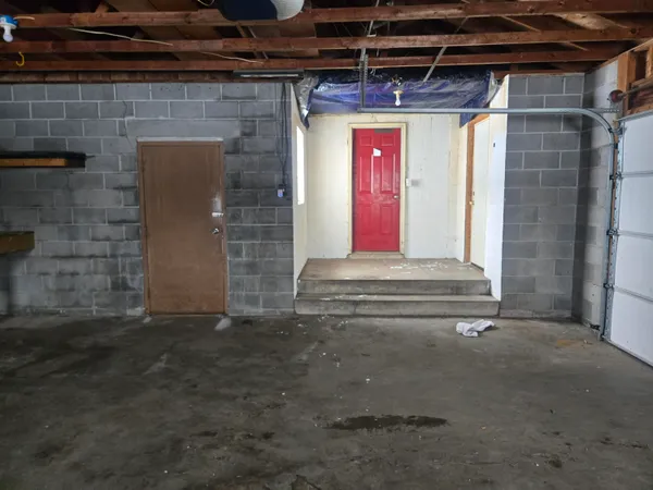 $184,900 | 10108 37 1/2 Road, Cadillac, MI 49601