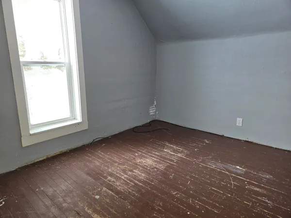 $184,900 | 10108 37 1/2 Road, Cadillac, MI 49601