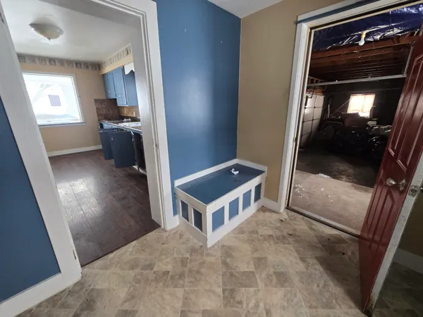 $184,900 | 10108 37 1/2 Road, Cadillac, MI 49601