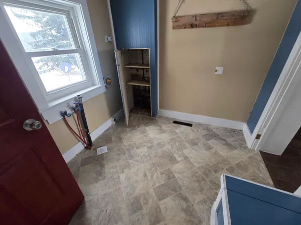 $184,900 | 10108 37 1/2 Road, Cadillac, MI 49601