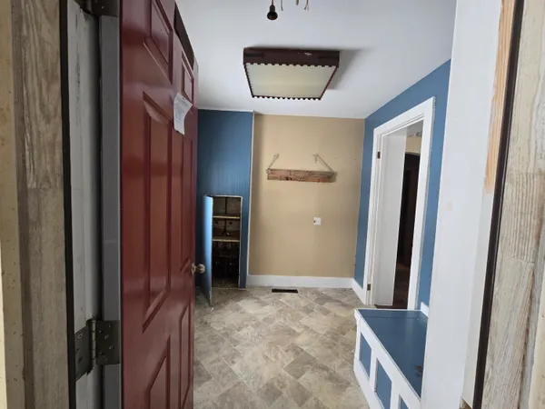 $184,900 | 10108 37 1/2 Road, Cadillac, MI 49601