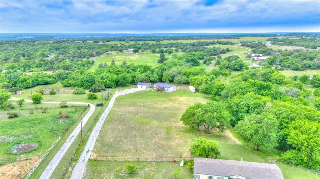 135 Lelon Lane Springtown, TX 76082 - Photo 38 of 40