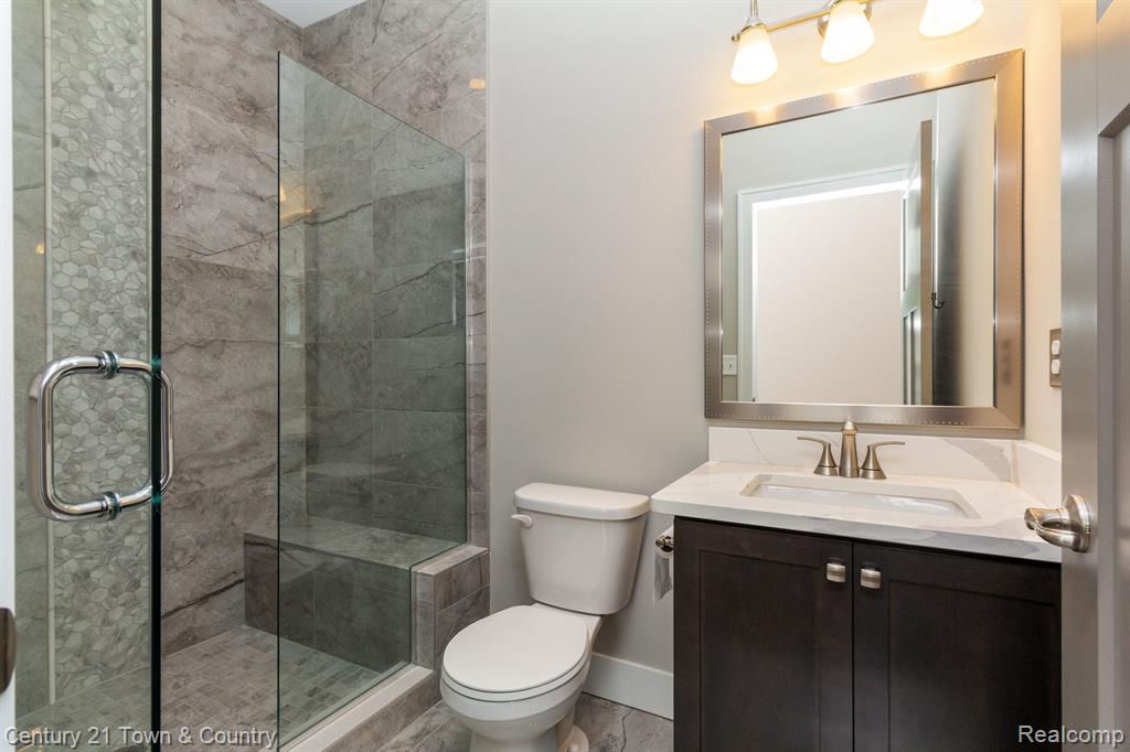 1013 Birkshire Ridge Rochester Hills, MI 48307 - Photo 28 of 47
